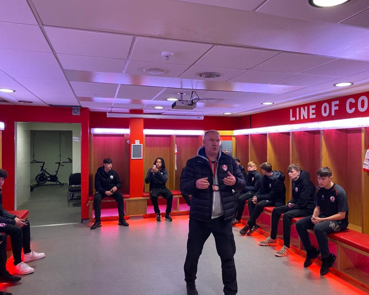 A great experience for our players who visited the Totally Wicked Stadium, home to @Saints1890 to understand how public service skills are used to steward and police matches and events. 🏉 🏟
