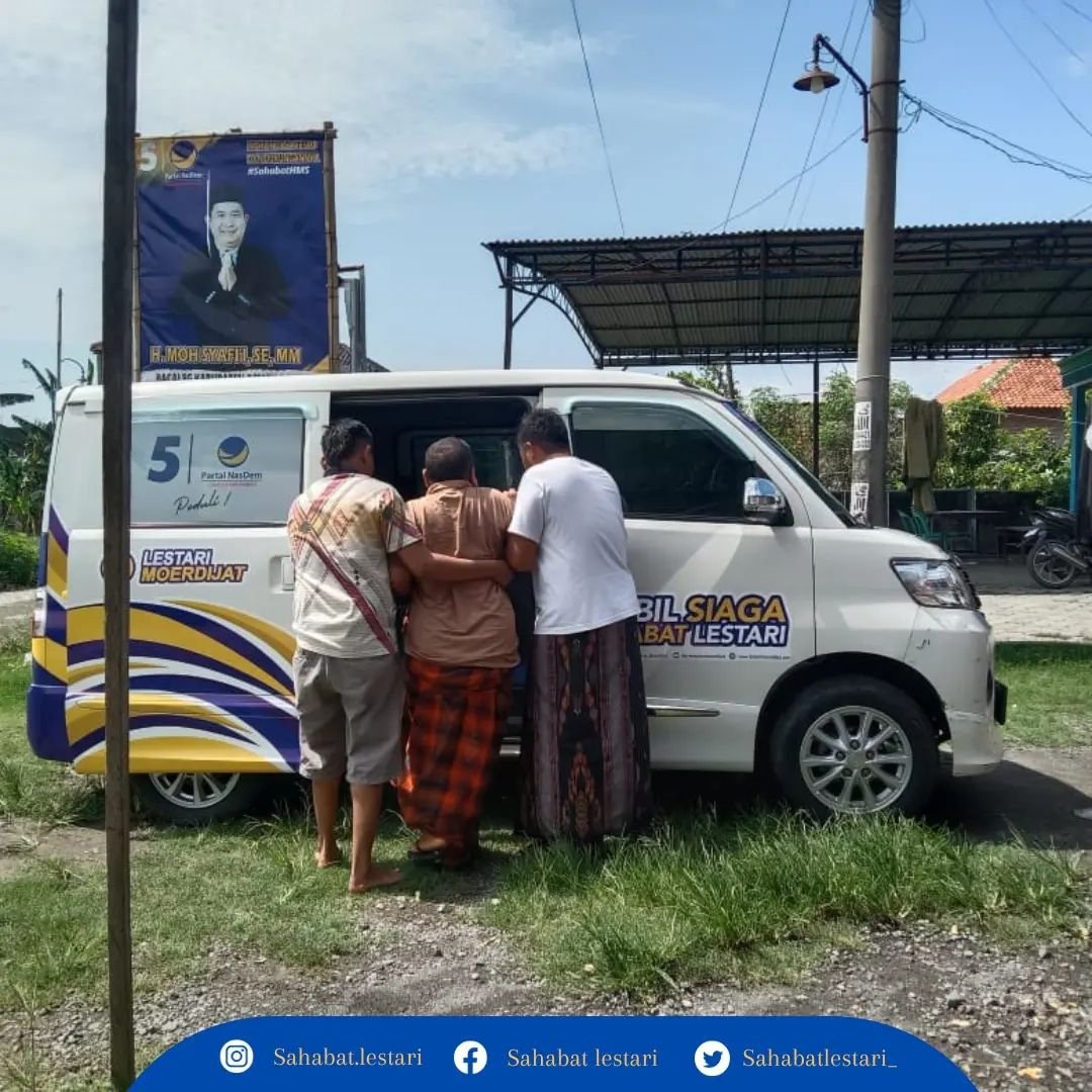 Bhakti Sosial Mobil Siaga Sahabat Lestari di Kabupaten Demak. Memgantar Bapak Samsudin dari Desa Kedunguter , Karangtengah, Demak dengan riwayat penyakit gula, kolestrol dan hipertensi. #SahabatLestari #lestarimoerdijat