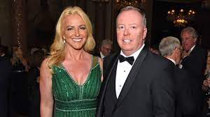 Like if you want to see Piers Morgan in court. RT if you want to see Doug Barrowman and Michelle Mone in court. #bbclaurak