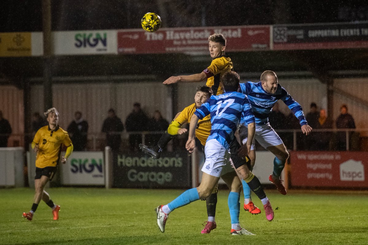 🏆⚽ Incredible comeback! <a href="/NairnCounty/">Nairn County FC</a> did it again! From 1-3 down, they fought back against Banks O' Dee and with virtually the last kick of the ball equalised.  Fitness levels and 'never say die' attitude shines through! 💪🌟 #NairnCounty #ComebackKings #HighlandLeague"