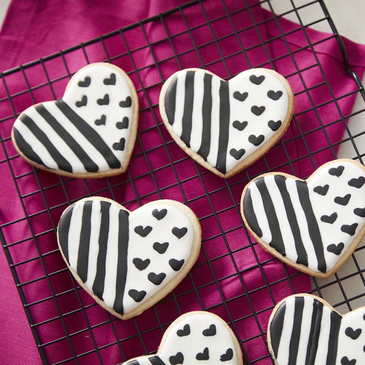 She has spent some hours in the kitchen baking.

"Who wants some Christmas cookies? They are still warm!"