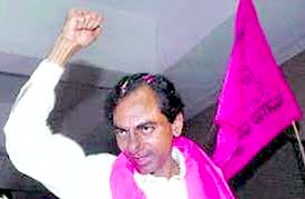 ysathishreddy's tweet image. We have fought bigger evils and emerged victorious. For #BRS, threats from the ruling party aren&apos;t new and they cannot demoralize us. 

In fact, we become even more powerful and responsible now. Jai Telangana! ✊