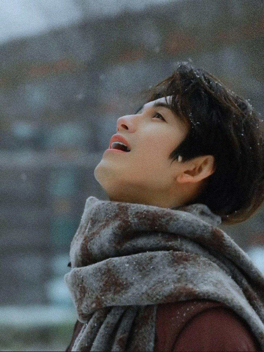 『𝓜𝓲𝓻𝓪𝓬𝓵𝓮 𝓲𝓷 𝓓𝓮𝓬𝓮𝓶𝓫𝓮𝓻 』 ❄️⛄
#Zhuzanjin #จูจ้านจิ่น