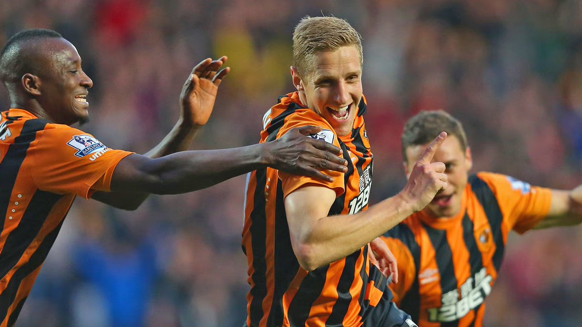 2158. Michael DAWSON Defender - 18.11.83 - ENG (4/0) Prem Debut: 16/04/2005 (Liverpool vs. TOTTENHAM HOTSPUR, D 2-2) Prem Clubs: Tottenham Hotspur (05-14), Hull City (14-15 & 16-17) Prem Apps: 286 Prem Goals: 11