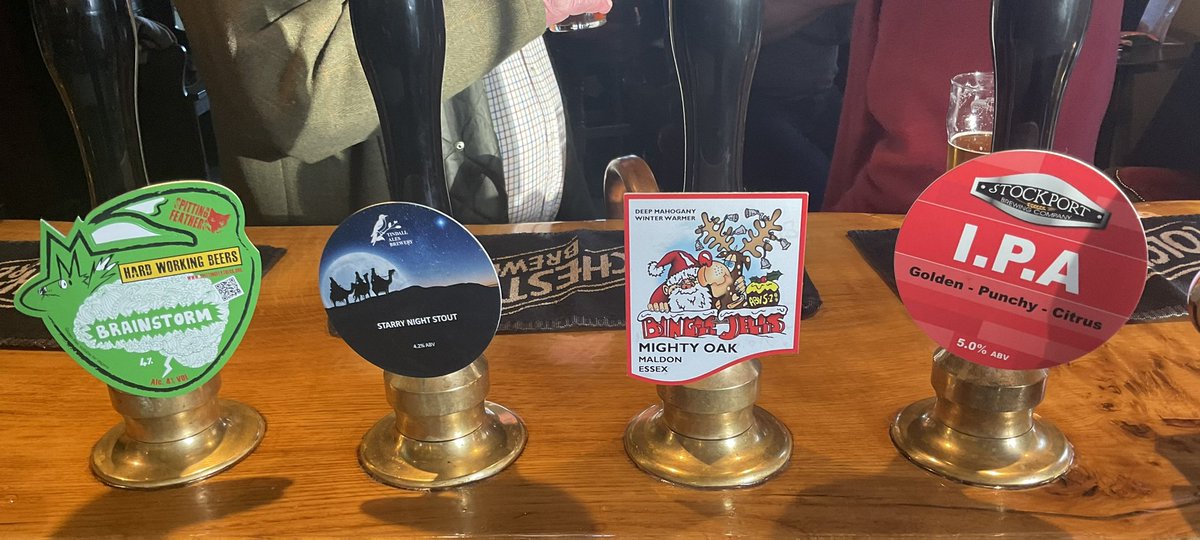 Today we have our Sunday cheeseboard at 2pm and then carols on the quay at 6pm….oh, and these cracking good ales on the bar <a href="/MightyOakBrew/">Mighty Oak Brewing</a> <a href="/tindallbrewery/">Tindall Brewery</a>