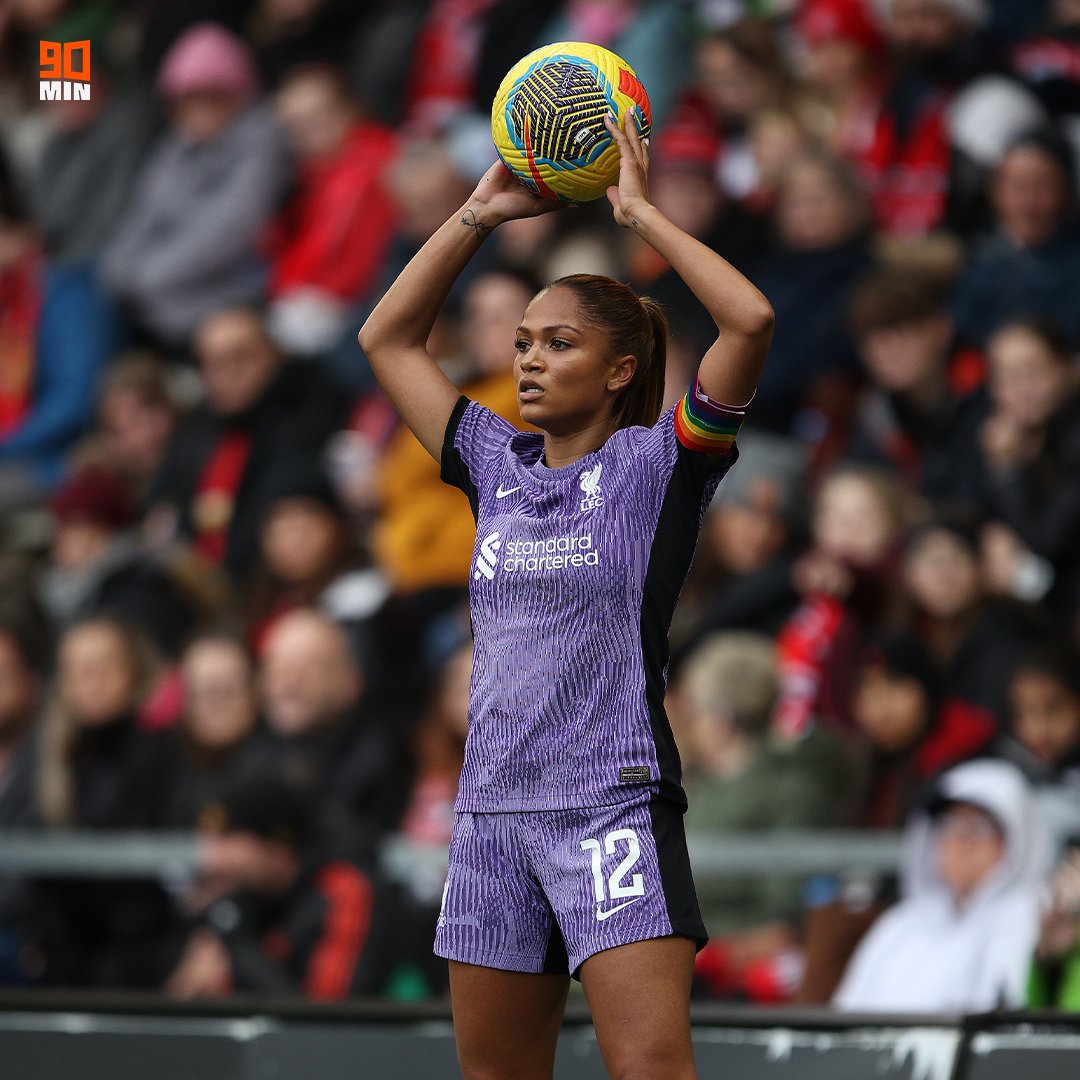 Liverpool captain Taylor Hinds has given the the lead away against Man United! 💪