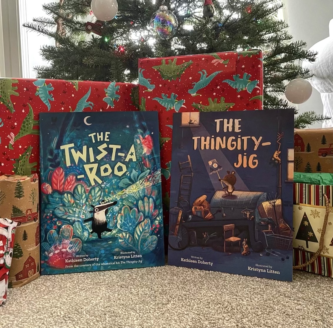 Looking for #picturebooks for the inventor on your list this holiday season? THE TWIST-A-ROO and THE THINGITY-JIG would be right at home in their library! Check out the rest of our holiday gift guide here: ow.ly/5Czq50QiVGy @Doherty60 @KristynaLitten #kidlit