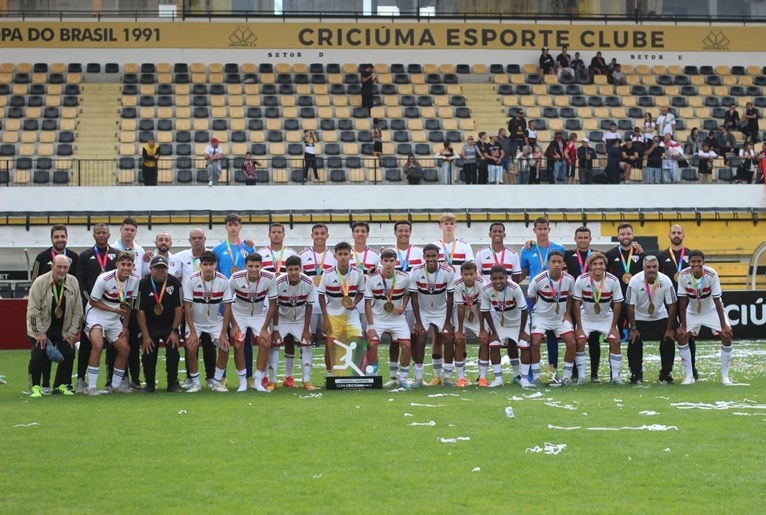 Sub-16 vence pela abertura da segunda fase da Copa Buh - SPFC