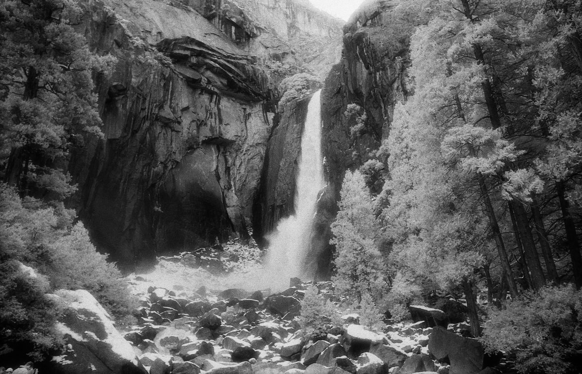 Yosemite Waterfall.

#yosemite #yosemitenps #photography #kodakprofessional
