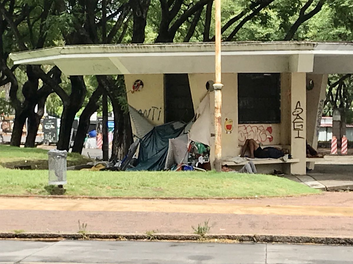 danilomerlino's tweet photo. ⁦@montevideoIM⁩ - garita de guarda parque del Parque Rodo, Reissig y Giribaldi https://t.co/uvMj2IwFYP