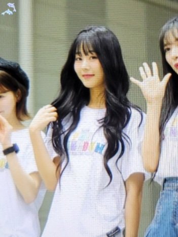 ChaeLo__'s tweet image. 231217 프리뷰

#체리블렛 #CherryBullet #박채린 #채린 #CHAERIN