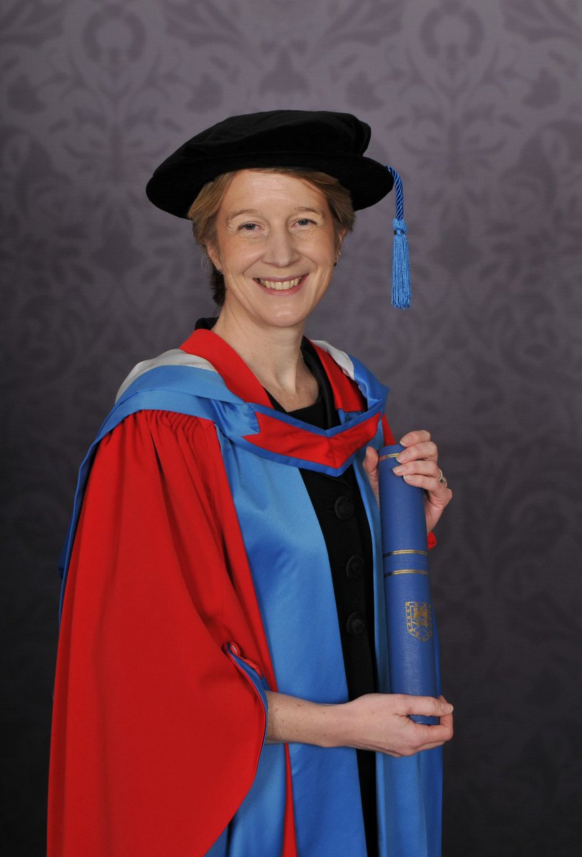 We‘re delighted to award an honorary doctorate to @AmandaPritchard, Chief Executive of @NHSEngland Amanda is the first woman in her role, leading work to Improve health and ensure safety & care for 55million ppl in England. 🙌 news.exeter.ac.uk/faculty-of-hea…