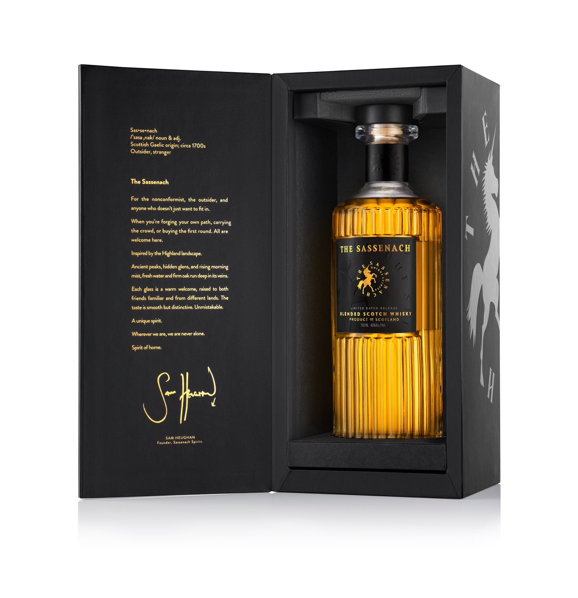 Please share and RT - bidding ends tomorrow for a @SamHeughan signed bottle of @SassenachSpirit Whisky in a Special Collectors Box kindly donated by our ambassador and long time supporter Sam. You can bid on it here - givergy.uk/cahonas/?contr… Please note we can only ship this to