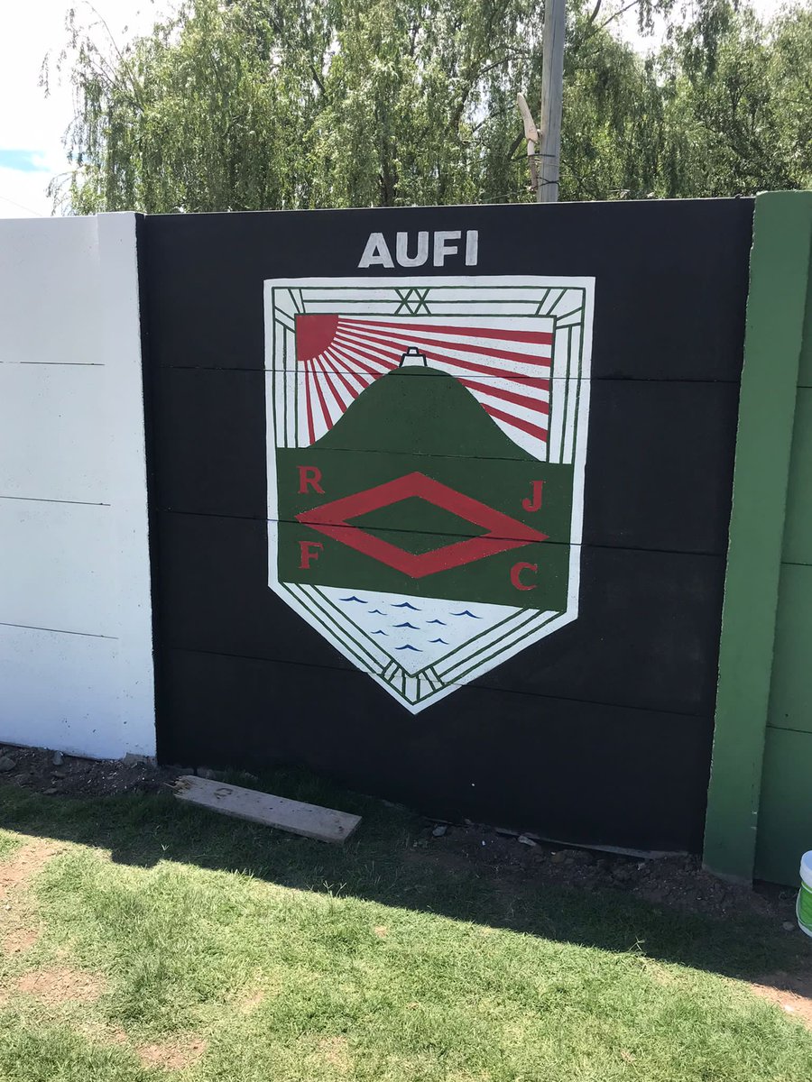 El circo está muy claro si cerrito apela no se juega este año si se baja se termina este año , lo mas factible se juegue , vamo nosotros , no hay nadieeee