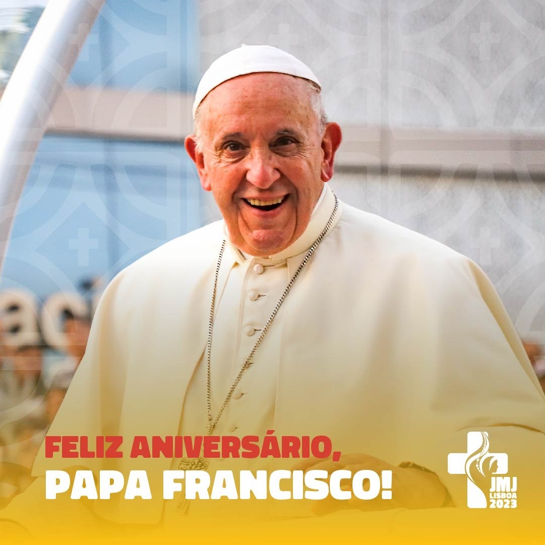 Parabéns, Papa Francisco! 👏🏻👏🏻 🎉 Celebramos hoje os 87 anos de vida daquele que é um exemplo de fé e entrega a Deus, um peregrino do amor. 🙏🏼 ❤️ Louvamos a Deus pela vida do Papa Francisco e pela sua missão! #PapaFrancisco #Lisboa2023