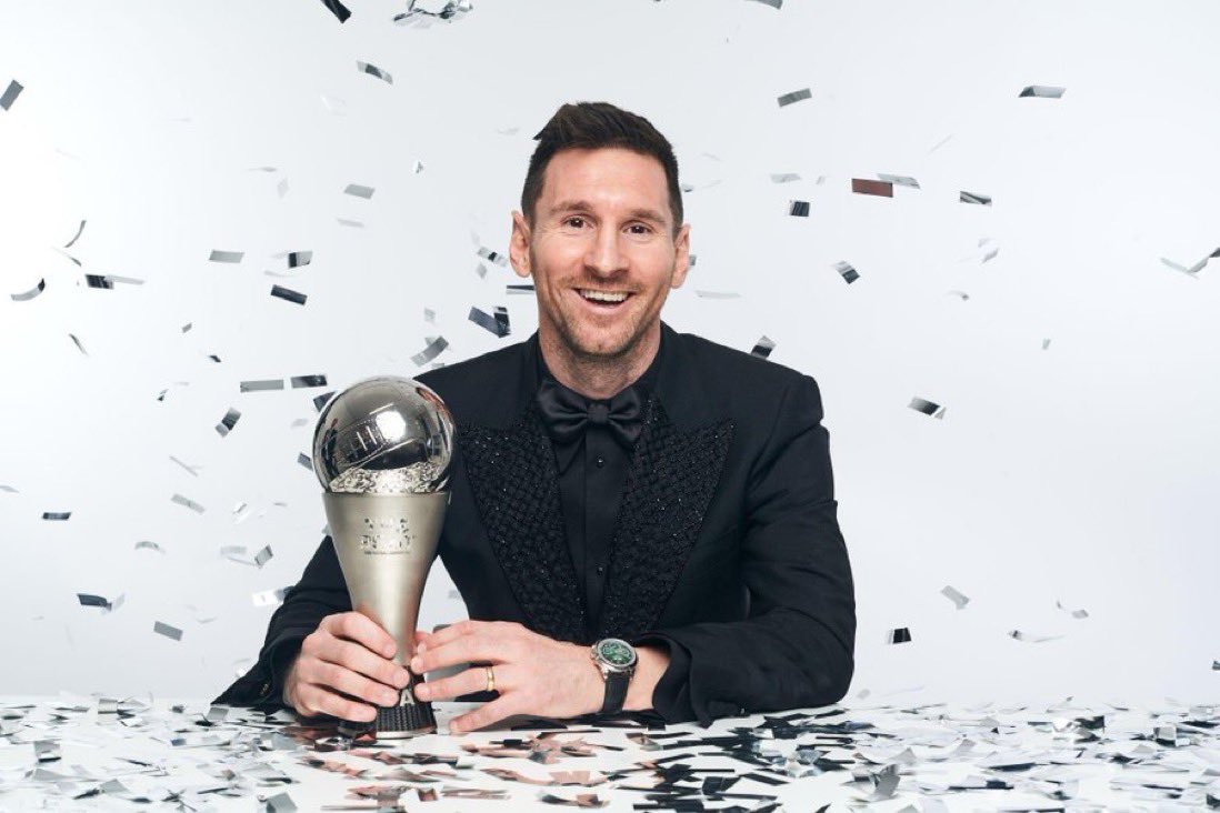 RandomFan8217's tweet image. Most Top 3 nominations for The Best award

🇦🇷 Messi — 7
🇵🇹 Cristiano Ronaldo — 5
🇪🇬 Mohamed Salah — 2
🇵🇱 Robert Lewandowski — 2
🇫🇷 Kylian Mbappe — 2
