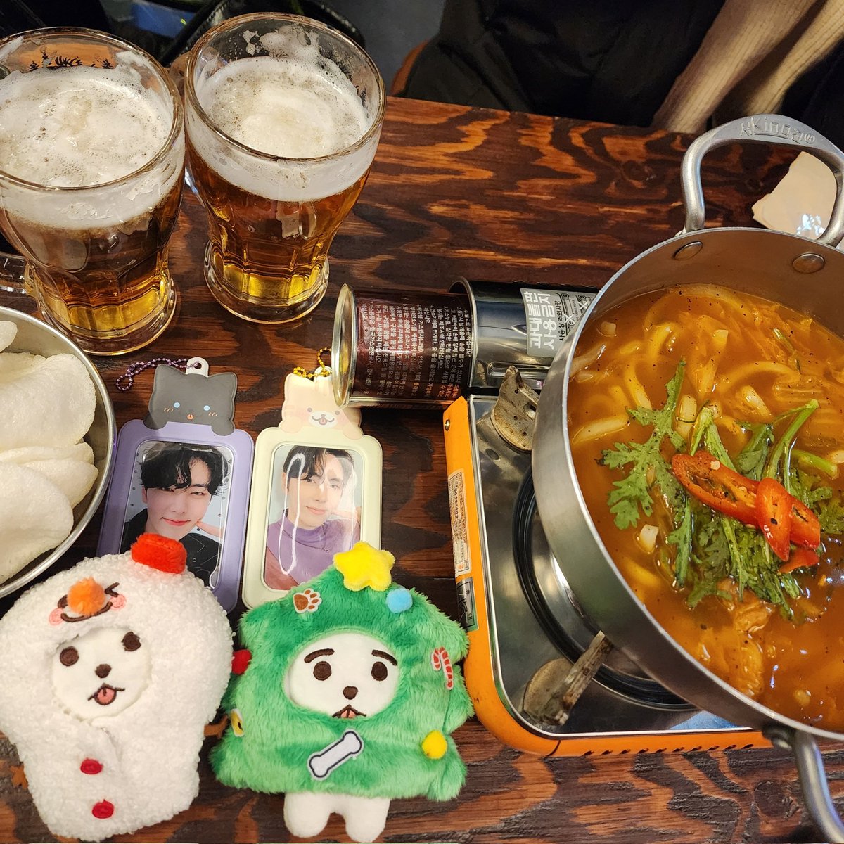 집앞 동네에서 김치우동으로 하루마무리이🍺
재유니덕분에 뜨신거먹으니깐 따듯해졌어
<a href="/vv_yoonie/">🍪</a>
#유니퀘스트_완료
