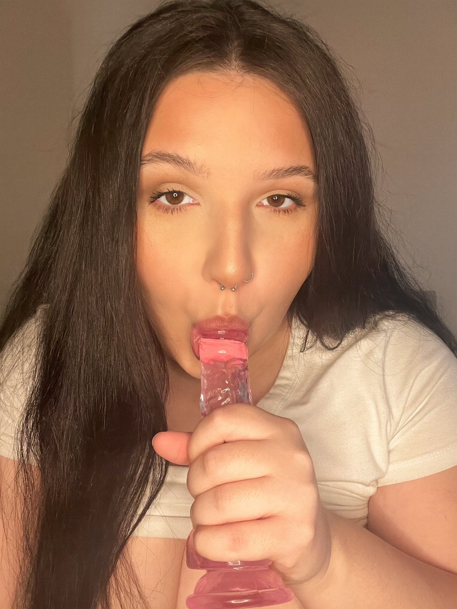 drenjadee's tweet photo. @WomenOfOnlyFans right here😋 https://t.co/f4LSHSYBOc