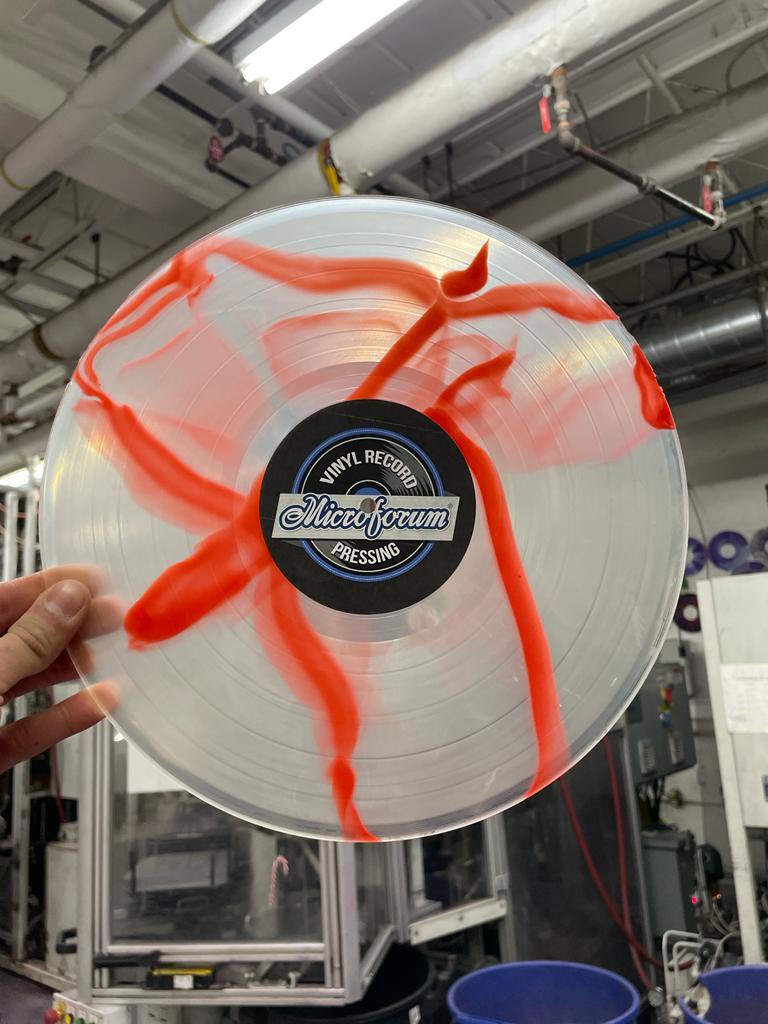 brightening up your Sunday timelines. 

#vinyl #vinylrecords #records #music #toronto #vinylmanufacturing #recordpressing