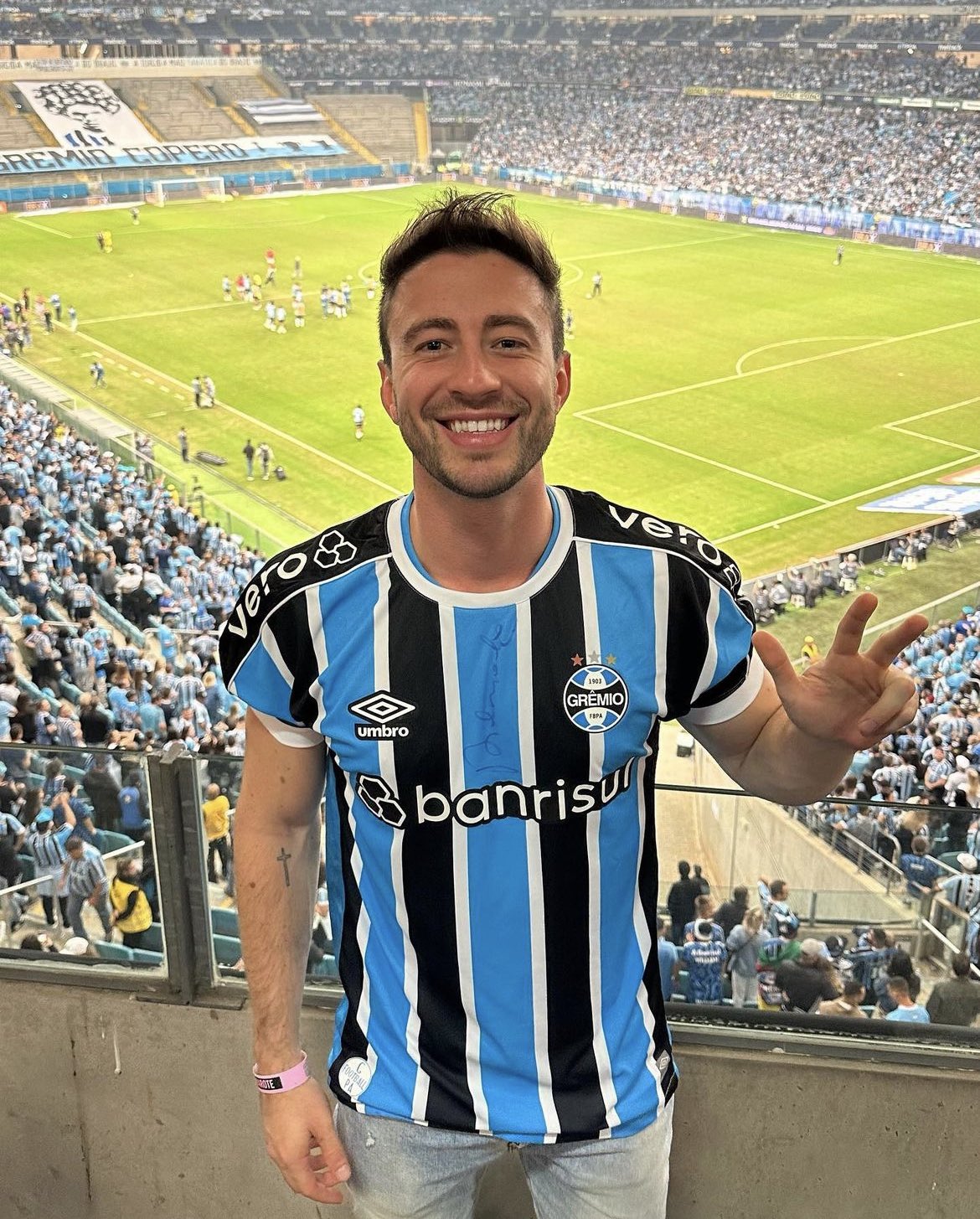 100% grêmio 4% PM OFICIAL I =+0+- GRÊMIO Gremio Gremio Hoje Sou