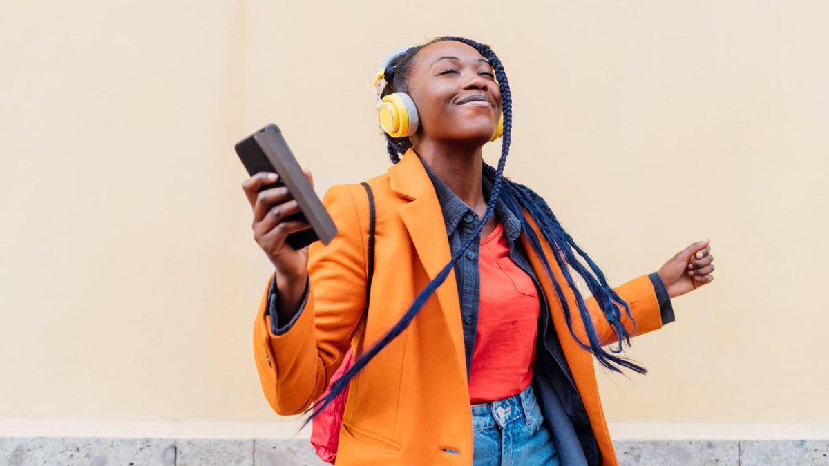 Harvard happiness expert: The No. 1 thing to avoid to achieve a 'real sense of satisfaction' cnb.cx/3va54Kh