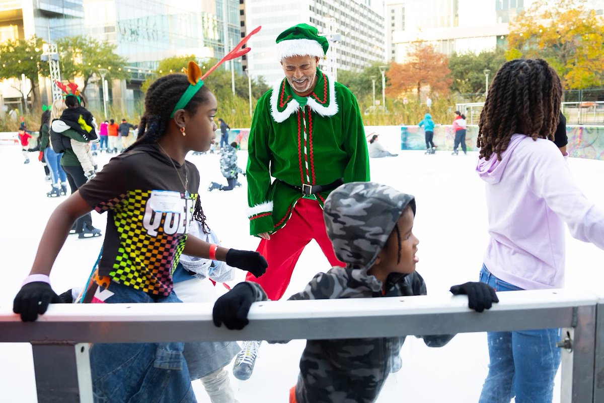 Finally, the 8th annual Year of Joy Holiday Ice Skating Party @DiscoveryGreen wouldn't have been the same without Santa, a talented ballerina from Houston's Urban Nutcracker, a pair of skaters, and our Skating Elf, aka @FOX26Houston's GM D'Artagnan Bebel.