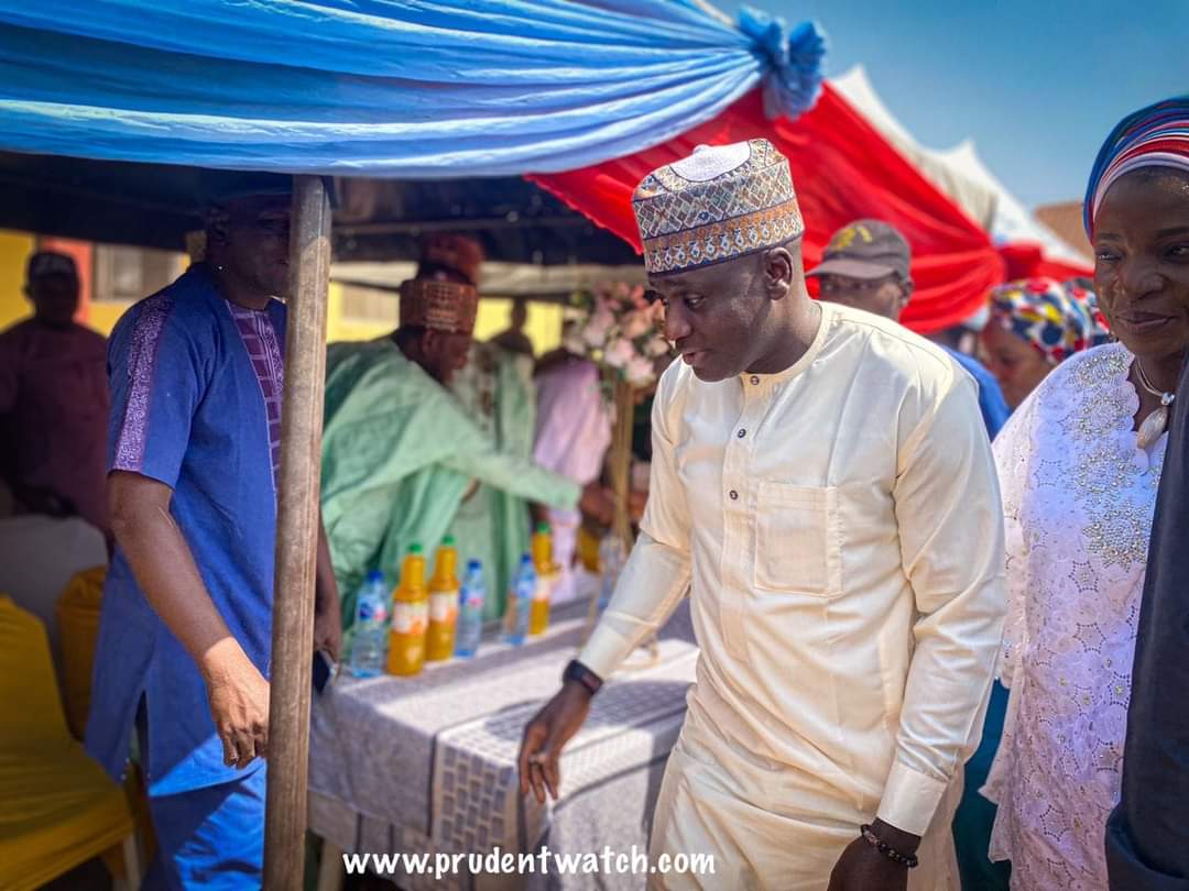 AladiYusuf's tweet image. #PhotoReport

Arrival of the Speaker,  Kwara State House of Assembly, RT. Hon. Yakubu Salihu Danladi to the Widows Empowerment program organized by the office of the Deputy Chief Whip and Member representing Ilorin South Consistency, Hon Maryam Aladi Yusuf.

#WidowsSupport2023