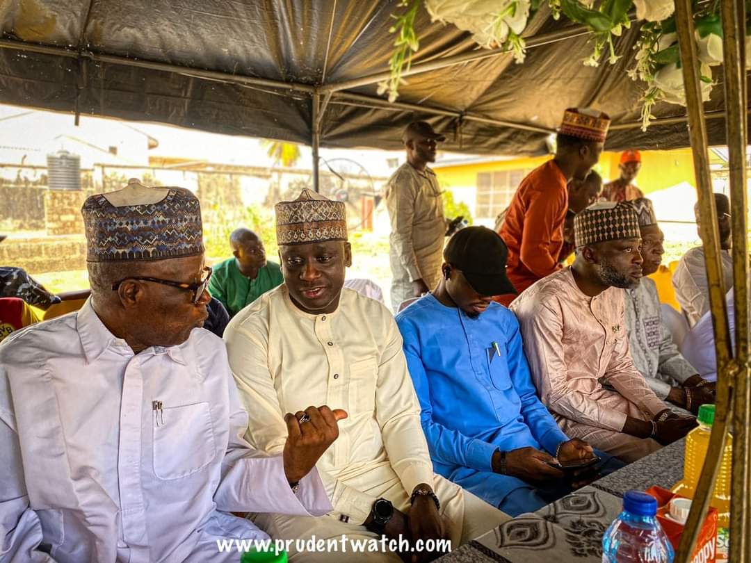 AladiYusuf's tweet image. #PhotoReport

Arrival of the Speaker,  Kwara State House of Assembly, RT. Hon. Yakubu Salihu Danladi to the Widows Empowerment program organized by the office of the Deputy Chief Whip and Member representing Ilorin South Consistency, Hon Maryam Aladi Yusuf.

#WidowsSupport2023
