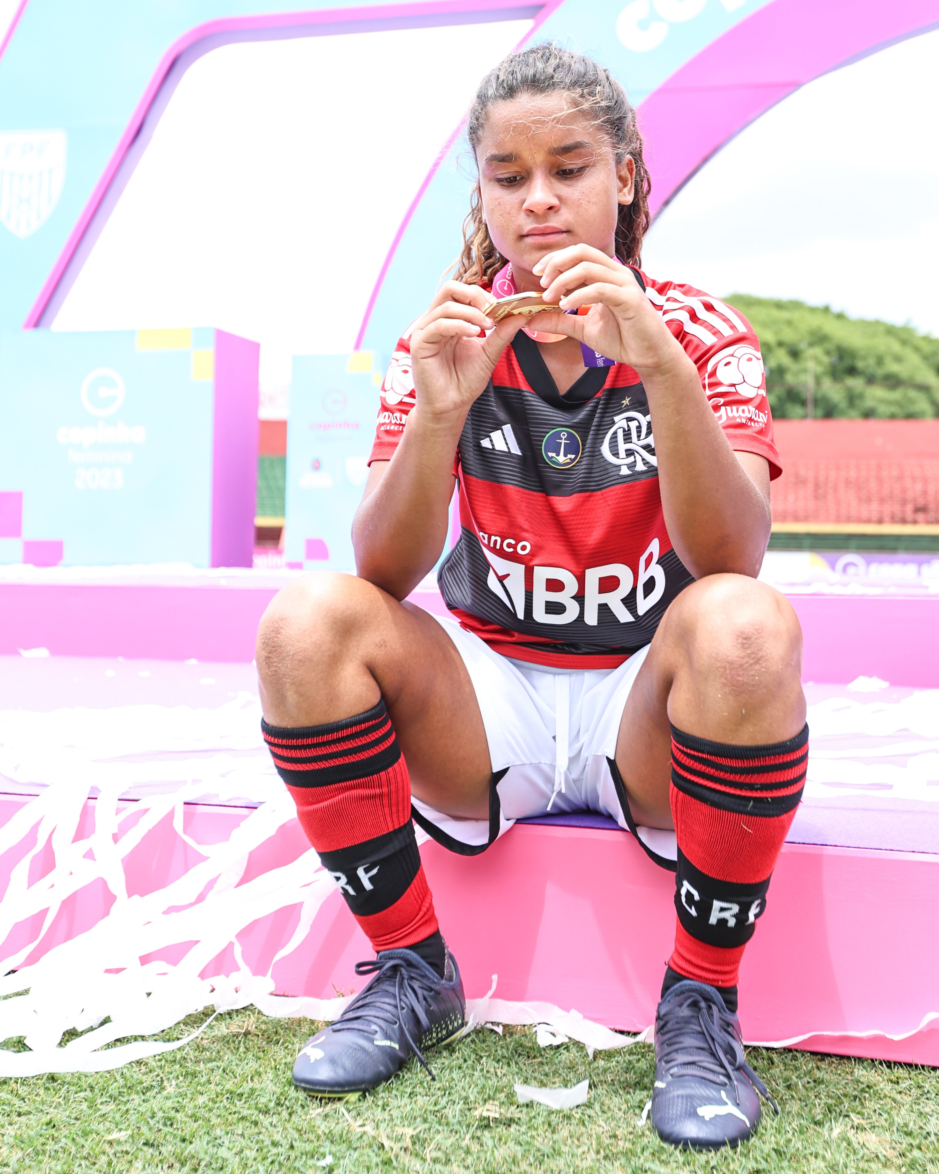 São Paulo Feminino on X: ÉÉÉÉÉÉÉ CAAAAAAMMMPEEEÃO! É PENTACAMPEÃO  🏆🏆🏆🏆🏆 A BASE CONQUISTA O PAULISTA FEMININO SUB-17 PELA QUINTA VEZ NA  HISTÓRIA! #FutebolFemininoTricolor #VamosSãoPaulo 🇾🇪   / X