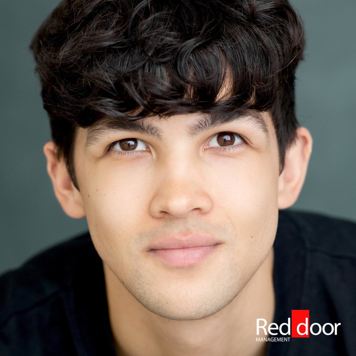Red Door’s JUSTIN KENDAL-SADIQ has been busy this weekend in Europe filming for a major brand campaign🎬 

#commercial #campaign #europe #reddoormanagement #filming #brand
