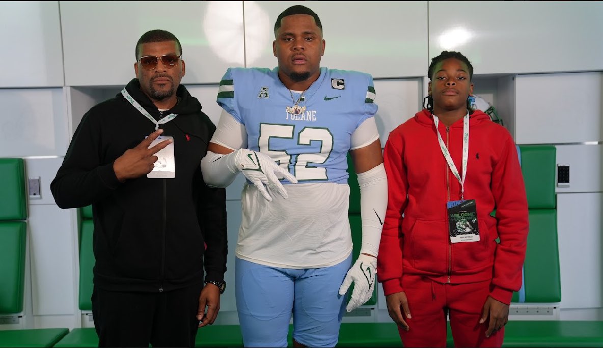 RJ Whitehead💉🏈 tweet media