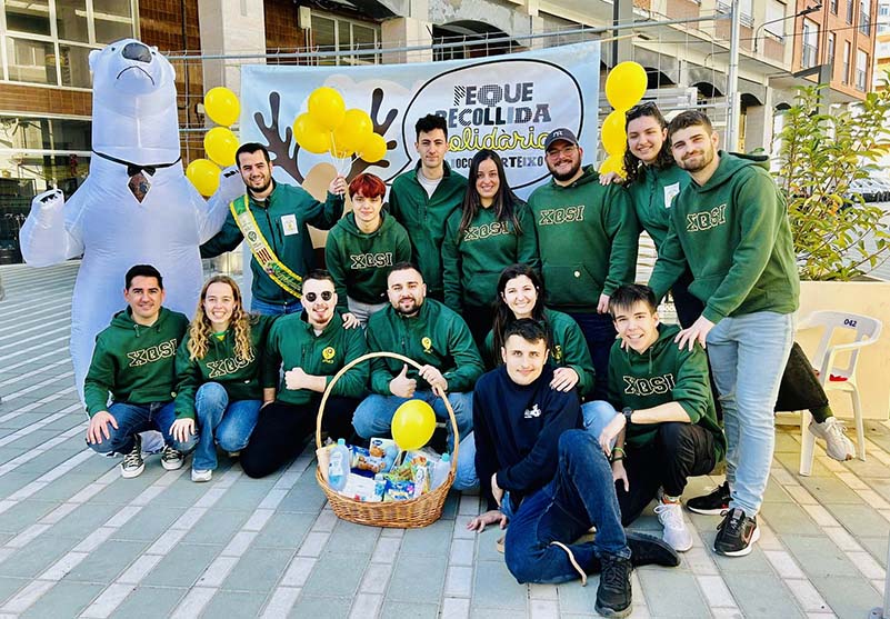 <a href="/PenyaXQSI/">PENYA XQSI</a> 
Xª Peque recollida Solidària a Benicarló organitzada per la penya XQSI 
diaridelmaestrat.com/xa-peque-recol…