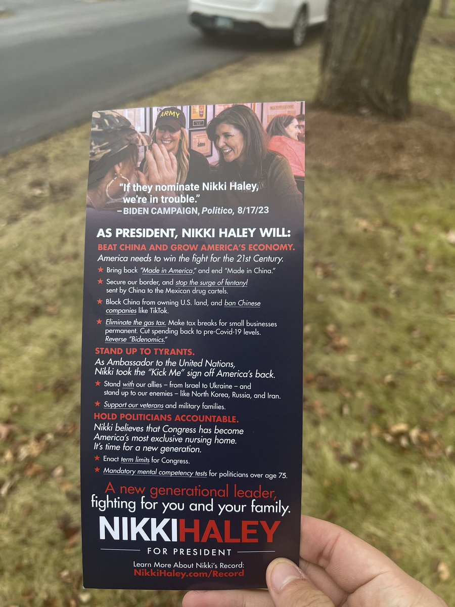 A successful morning talking to voters in Concord. We heard from both registered Democrats and Republicans how important it is to have an alternative to Trump in this election, and why they are supporting @NikkiHaley. 

#StrongAndProud #NikkiHaley2024