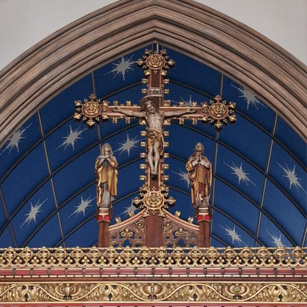 Enough scaffold has been removed to reveal our new stars. What do you think? 
#stars #church #churchofengland 
#TeamEdmonton @CamdenDeanery @MotherCarolNW5
