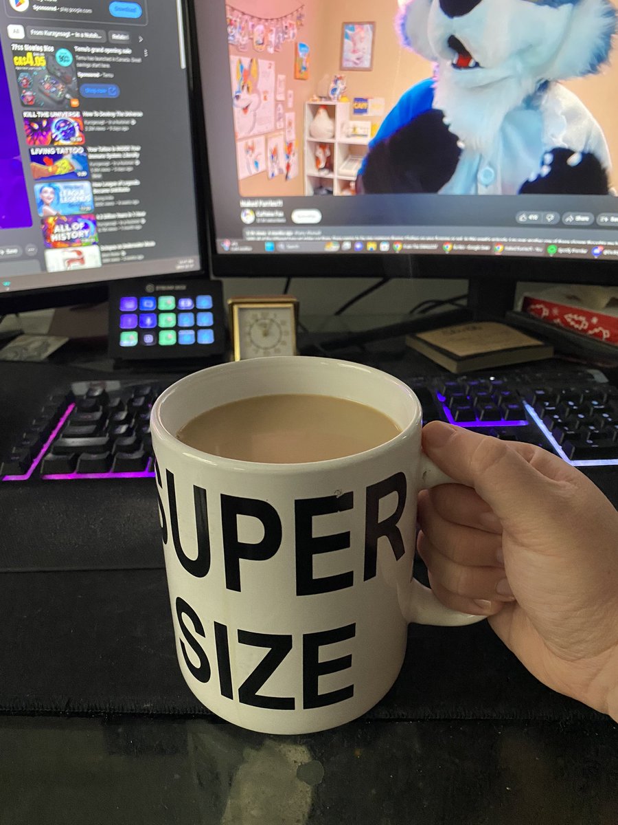 Rustbin's tweet photo. If you’re gonna cut down on your coffee to one cup a day, may as well make it worth it.
Also don’t put me on blast because of how white it is. It’s peppermint mocha 😡
#hatersbeware #Coffee #morning https://t.co/IYNeSkgj2F