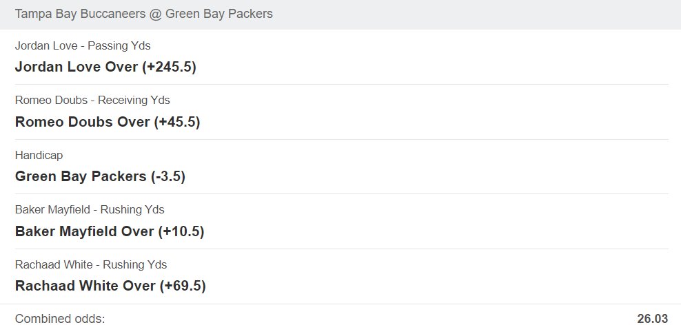 brianchegs's tweet image. #ChegsNFLPunt 🏈🇺🇸
First game we head to @packers Vs #buckaneers 

Not comnfident but what the hell 
@NFL 
@betfair
@skysportsnfl

#Bitoffun