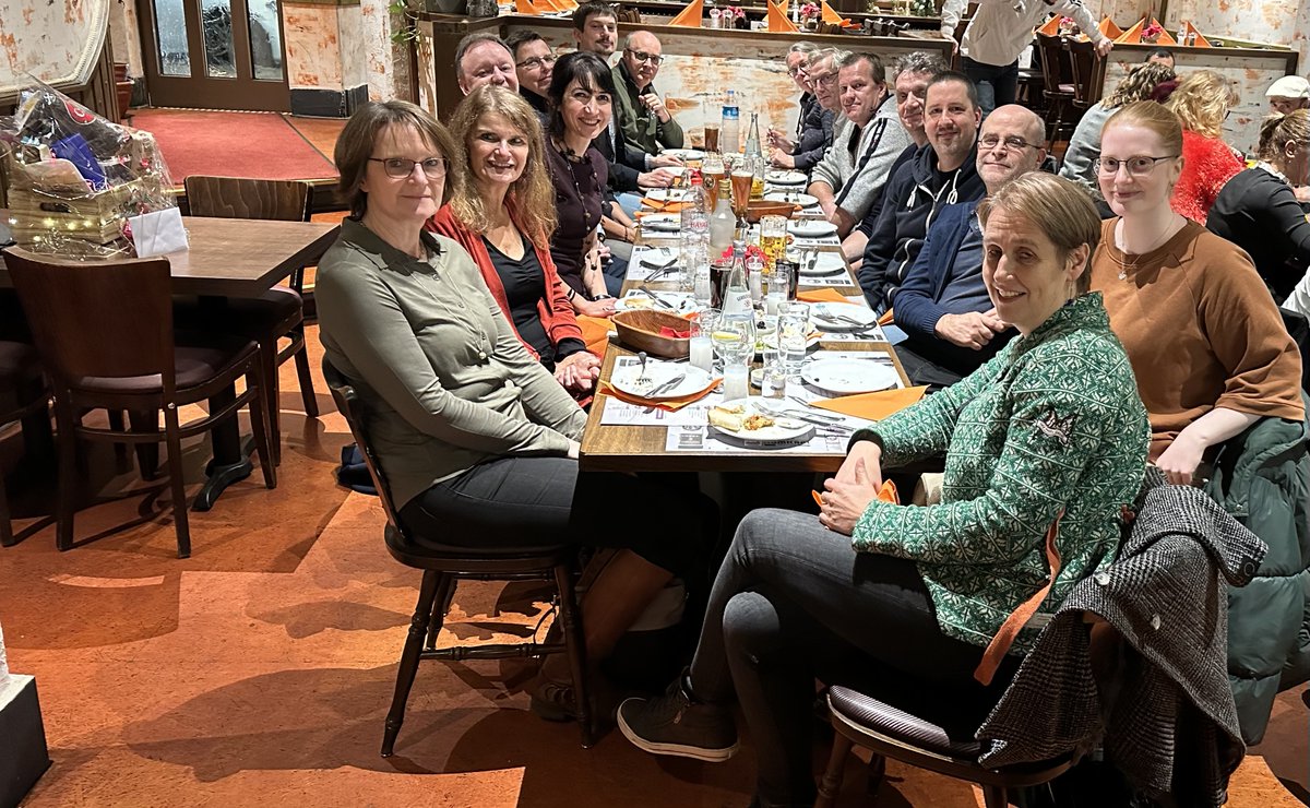 A nice memory of having Christmas dinner with the permanent staff of the @TCI_Unihannover! It is a privilege to work with this amazingly dedicated team full of support and energy!