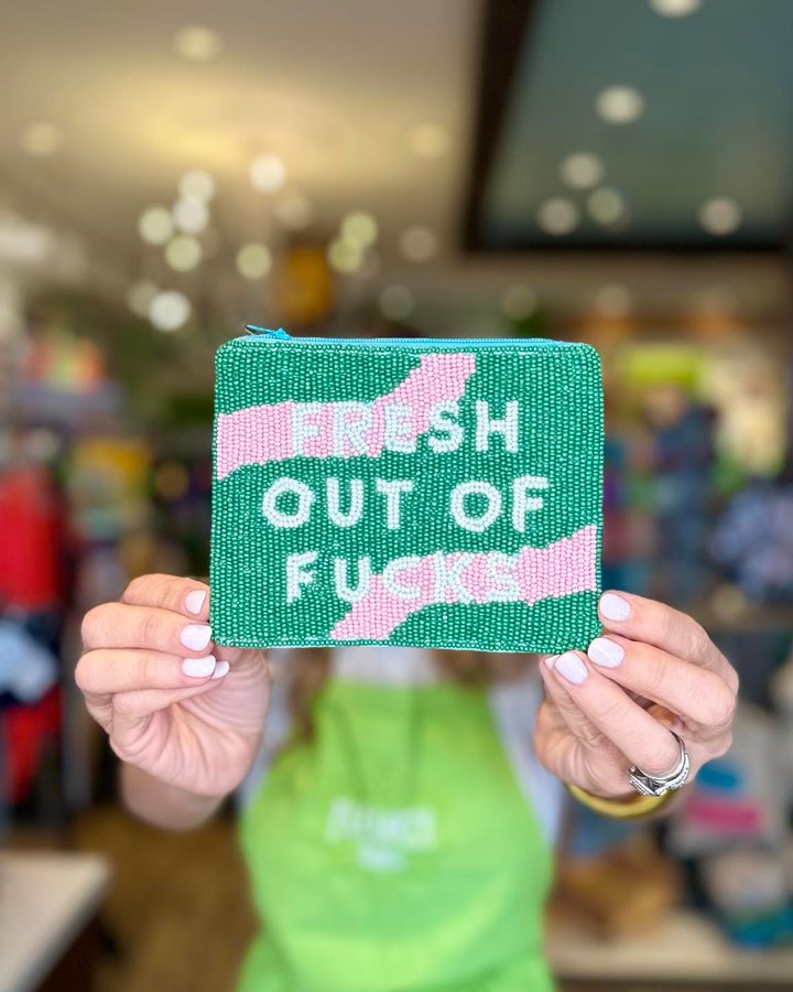 We don't have any spares. Sorry. 😢🤣 This brand NEW pouch just hit Fleurty Girl shelves. 💚 fleurtygirl.net/bag-coin-pouch… #fleurtygirl #fleurtyfave #coinpurse #shoplocalnola #fallstyle #giftideas #giftguides