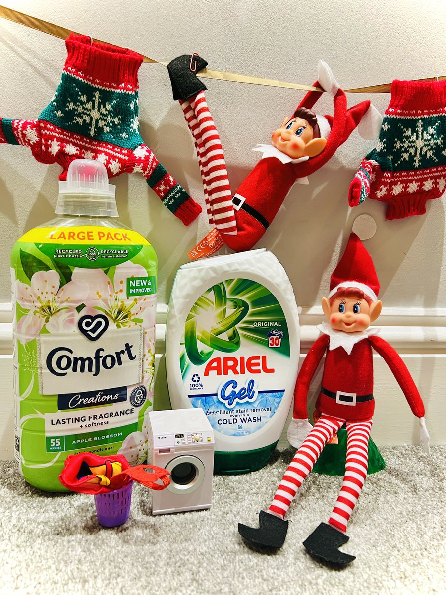 Day 17! Eric is doing laundry to make sure the Xmas jumpers are ready for the big day! Healthcare laundry should be washed on as hot as cycle as the fabric can tolerate. Most organisms will be killed at 60degrees! 🦠 Uniform should be washed daily separate from other linen!