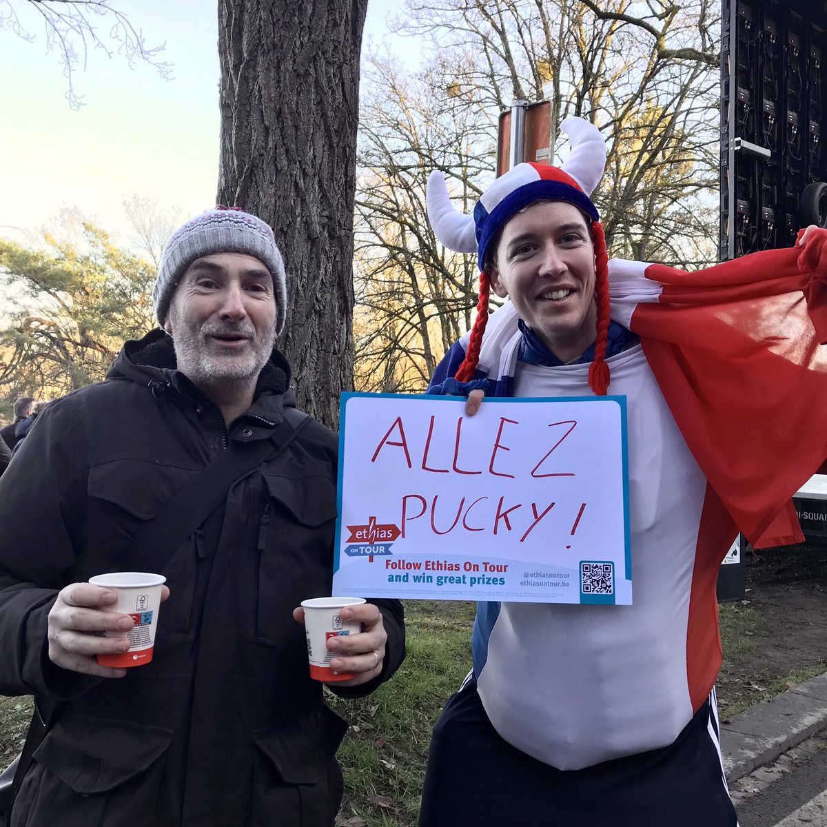 D’habitude je fait des selfies avec les coureures… aujourd’hui c’est avec <a href="/MacFly_Mickael/">MacFly</a>