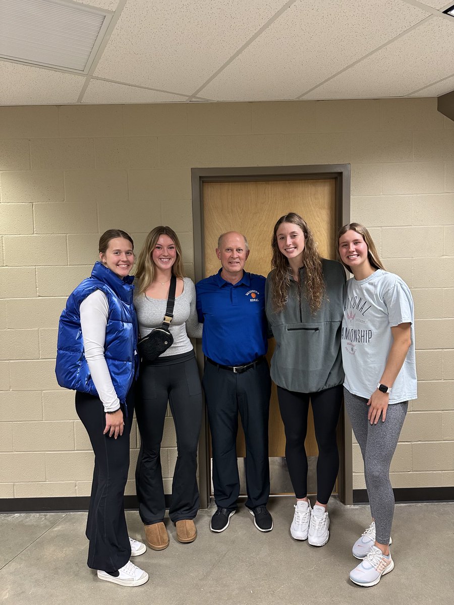 Kevin Bordewick (@bordyk) on Twitter photo So great to see these Washburn Rural state champs last night! All four are doing great things in college volleyball and they are just exceptional people!! And no, I am not shrinking. <a href="/BrooklynDeleye/">Brooklyn DeLeye</a> <a href="/ChloeCarlgren/">Chloe Carlgren</a> <a href="/TaylorRussel116/">Taylor Russell</a> <a href="/LadyBluesVB/">WRHS Volleyball</a> So great to see these Washburn Rural state champs last night! All four are doing great things in college volleyball and they are just exceptional people!! And no, I am not shrinking. <a href="/BrooklynDeleye/">Brooklyn DeLeye</a> <a href="/ChloeCarlgren/">Chloe Carlgren</a> <a href="/TaylorRussel116/">Taylor Russell</a> <a href="/LadyBluesVB/">WRHS Volleyball</a>