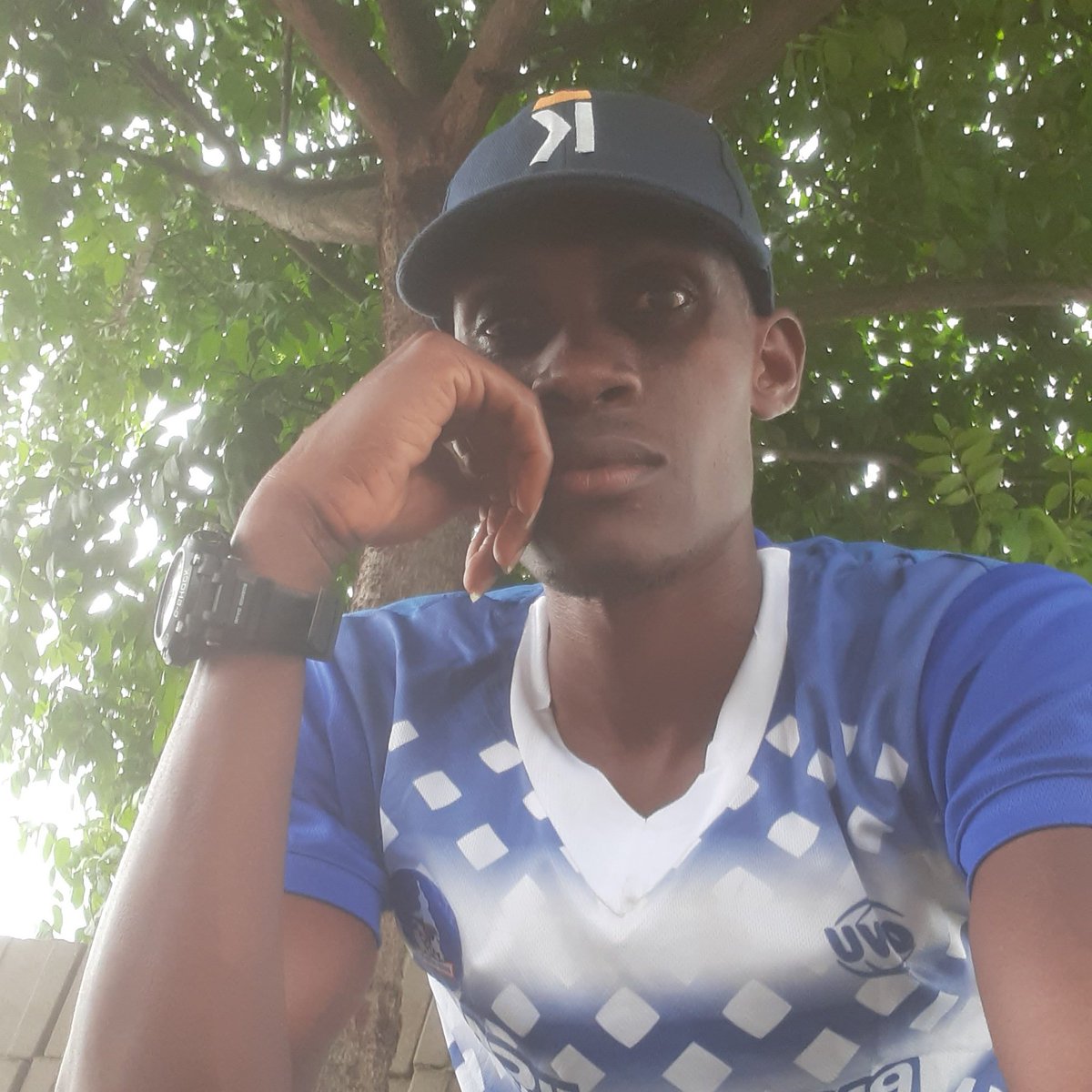 InamLouis's tweet image. #NewProfilePic