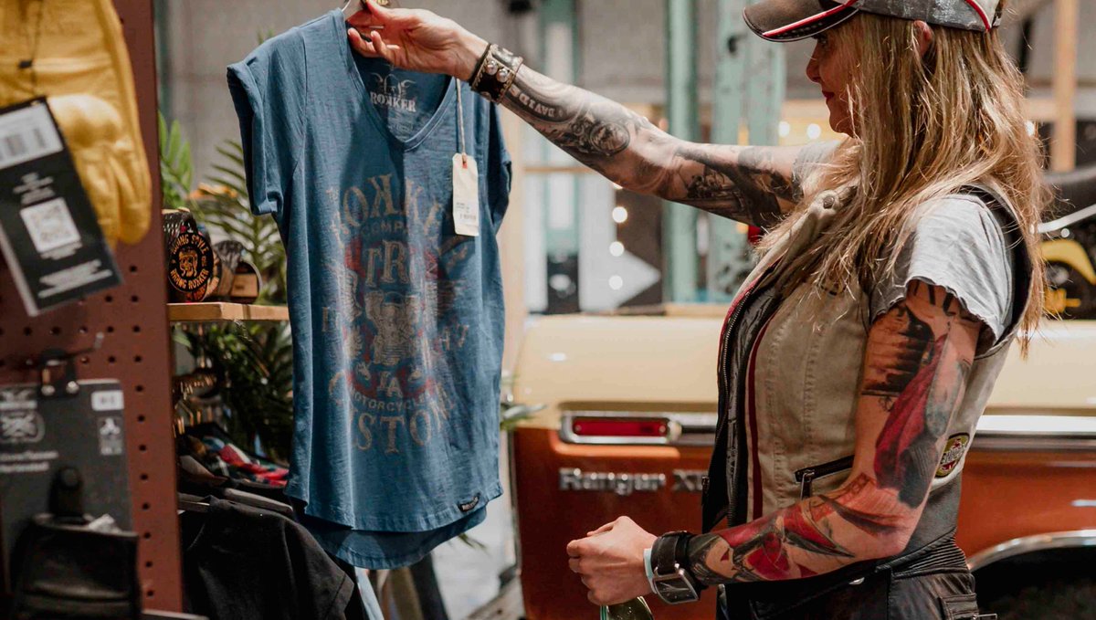 BadandBold's tweet image. Ihr könnt noch die ganze Woche bei uns im Showroom vorbeikommen und "last-minute" shoppen. Täglich von 9 Uhr bis 12.30 Uhr und am Freitag auch von 14 Uhr bis 18 Uhr. 

l8r.it/yBQs

#supportyourlocaldealer #bikersfinest #nichtnuronline #onlineshop #geschenkideen