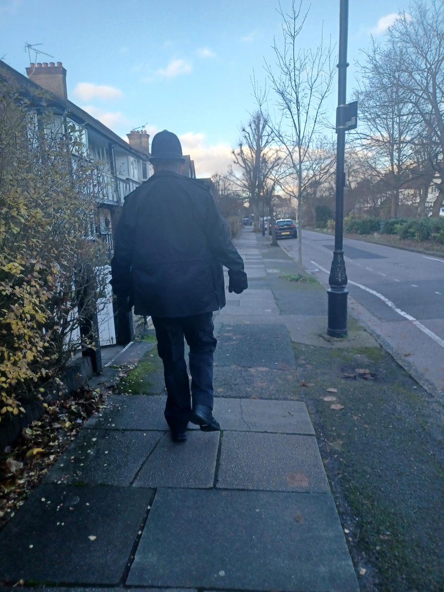 The team were out on burglary patrols today and also looking out for any suspicious activity regarding motor vehicle crime. You can either call 101 if you would like to make Police aware of any suspicious activity or dial 999 if you believe a crime to be taking place.