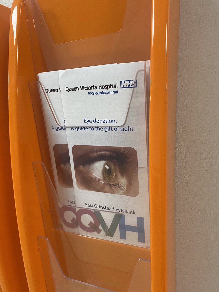 Well done <a href="/sashnhs/">SASH NHS Trust</a> for promoting the gift of sight and the amazing work <a href="/qvh/">Queen Victoria Hospital NHS Foundation Trust</a> does - spotted these this afternoon 👏👏