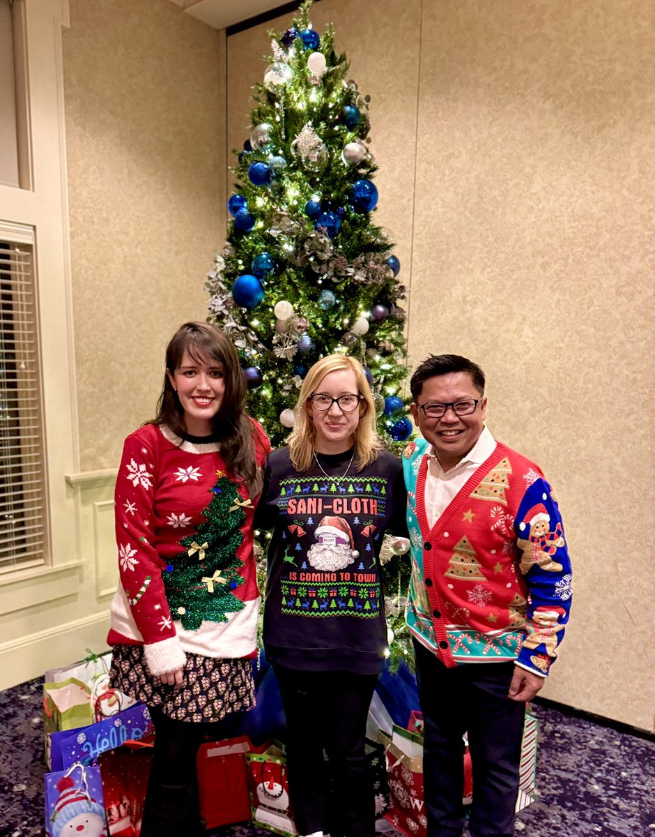 Runners-up at the #UglySweater contest at the #MayoIDFellowship Holiday Party! @MariAleMendozaD @RazonableMD