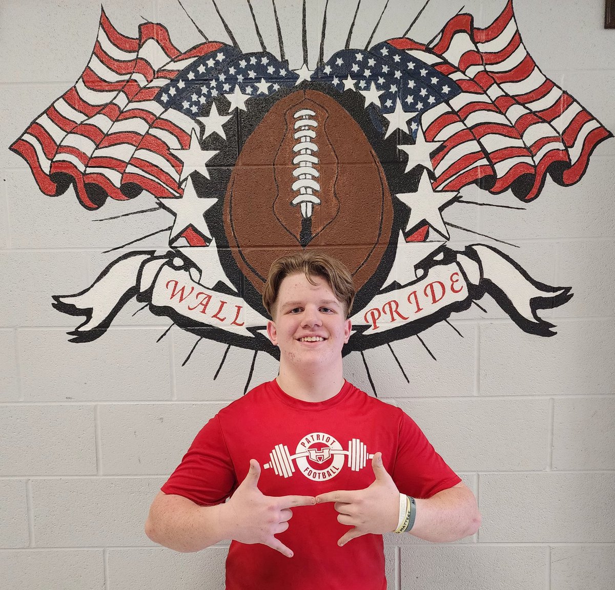 Coach Murray (@coach_murray34) on Twitter photo PATRIOT NATION, Stephen Rutherford, is our PATRIOT OF THE WEEK. He is off to a great off-season and has been grinding every day in THE BUNKER. He has definitely been REPPING THE H! <a href="/PFL_Sports/">PFL Sports</a>
#ELITE
#REPTHEH
#BUILTINTHEBUNKER PATRIOT NATION, Stephen Rutherford, is our PATRIOT OF THE WEEK. He is off to a great off-season and has been grinding every day in THE BUNKER. He has definitely been REPPING THE H! <a href="/PFL_Sports/">PFL Sports</a>
#ELITE
#REPTHEH
#BUILTINTHEBUNKER