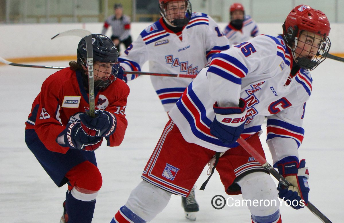 Took some pics at my first @ValHawks game of the season as they hosted Fort Saskatchewan @RAC_U15_AAA in #AEHL play Sunday in #yql #Lethbridge