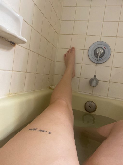 That time of month so I&rsquo;m gonna be gone for a few days https://t.co/PGr2pZcEh3<a href="/tag/memes2020"class="tags"><span>#memes2020</span></a>