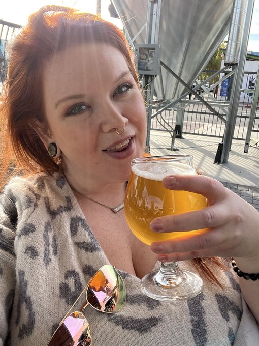 Felt cute today https://t.co/hZrFH1h14R